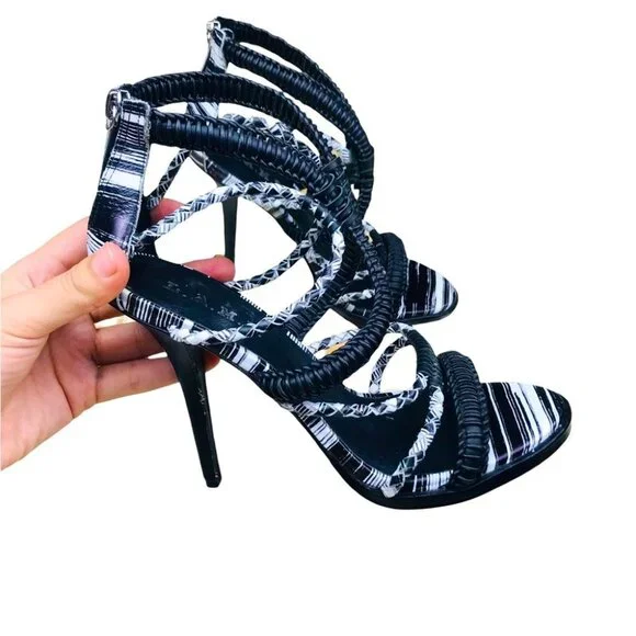 L.A.M.B Zebra Vine Black and White Strappy Leather Heels Sandals Size 8.5 - Picture 3 of 15
